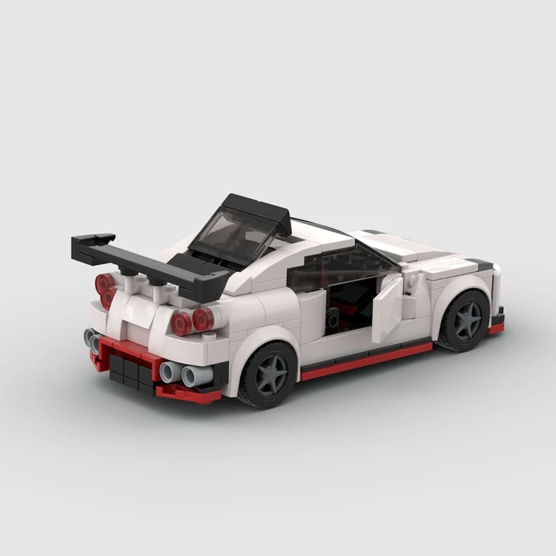 Nissan GTR R35 White