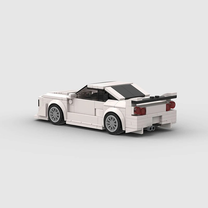 Nissan Skyline R34 White